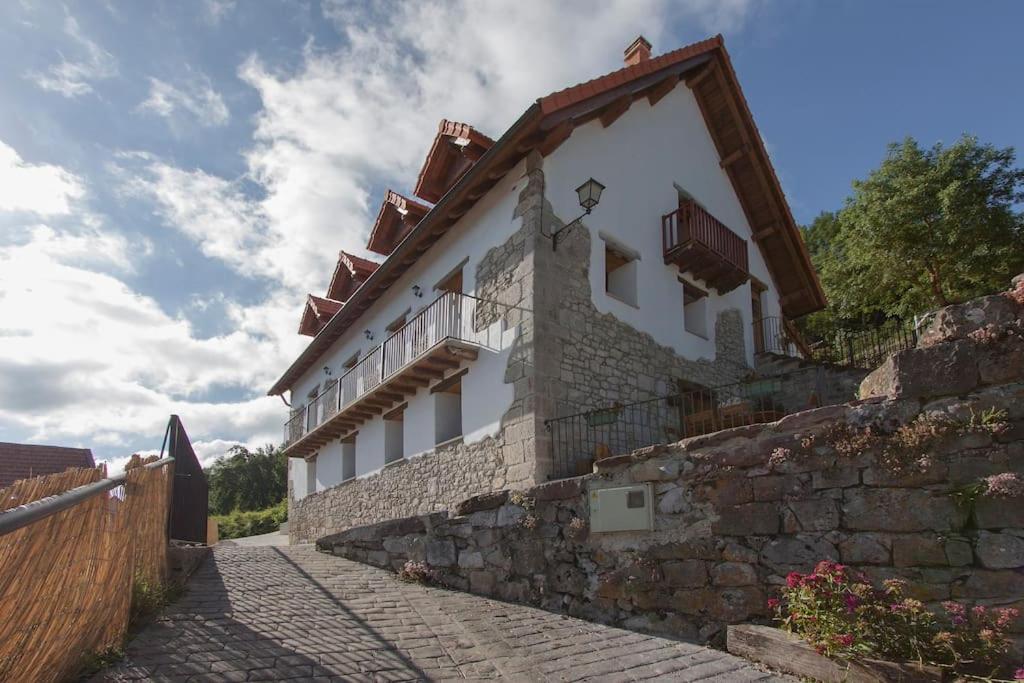Casa Rural Enekoizar Abaurrea Alta 外观 照片